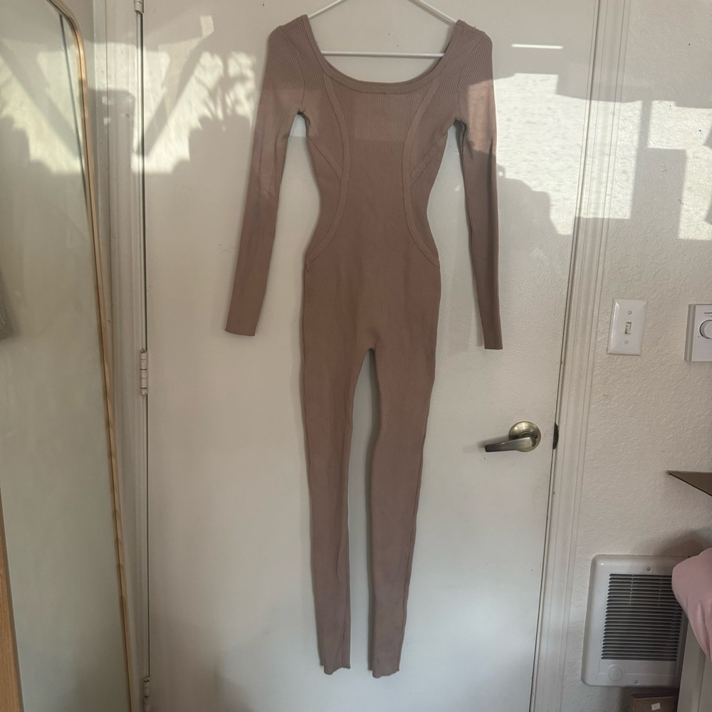 👠snatching jumpsuit